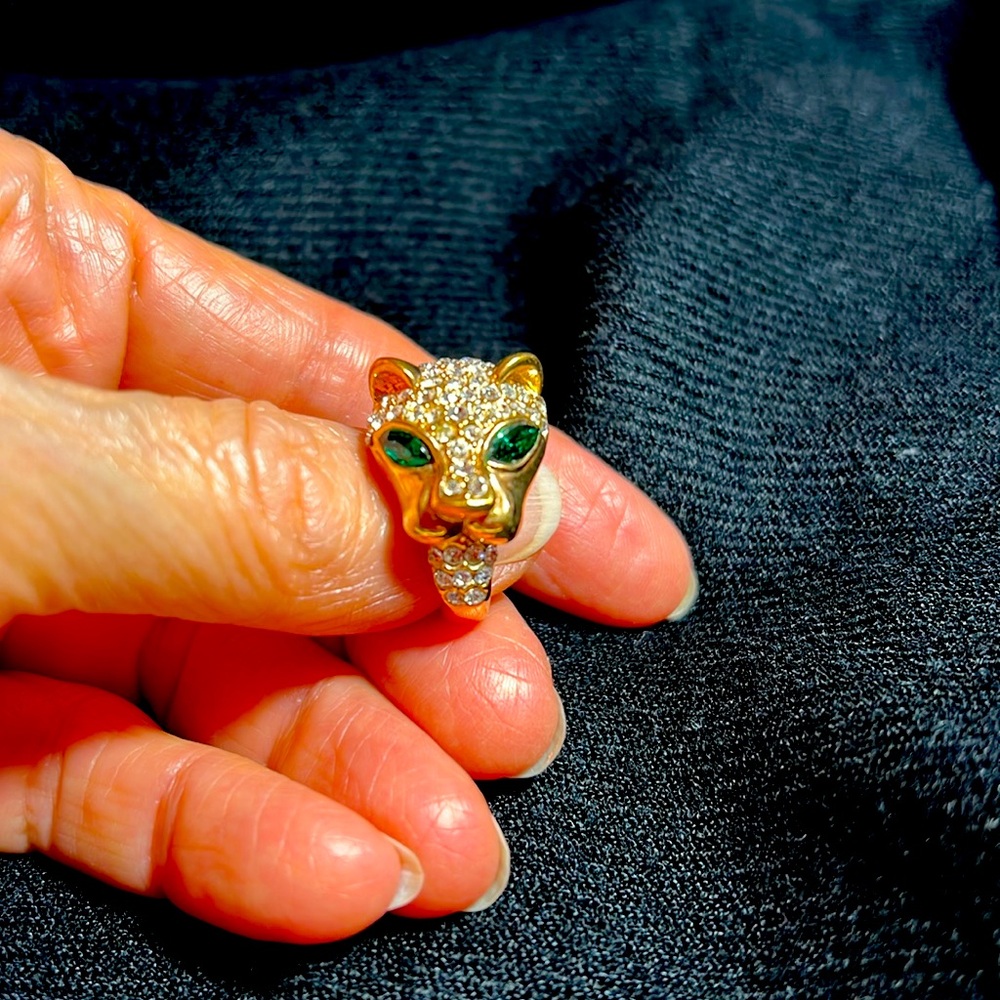 NWOT Tiger Glamour Ring Size 6, CZ’s and Faux Emerald Eyes